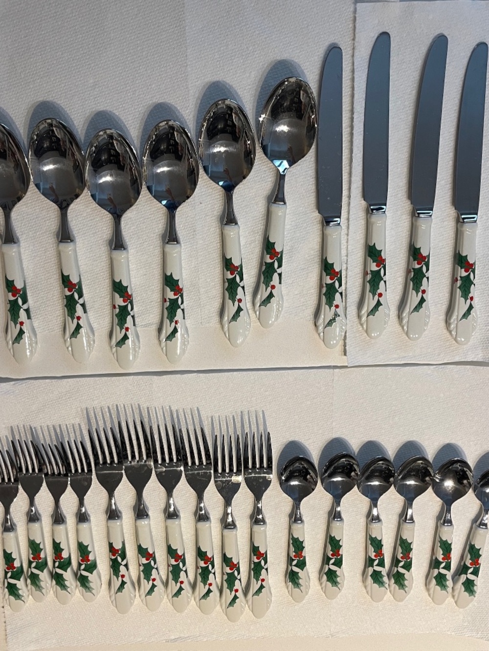 RARE Mikasa Ribbon Holly 26-Piece Flatware Set Vintage Christmas Holiday